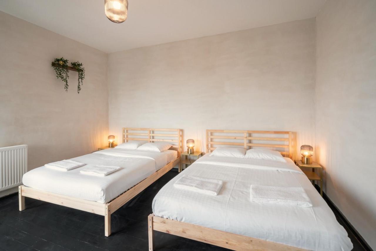 Two-Bedroom Apartments In The Heart Of Antwerpen Bagian luar foto