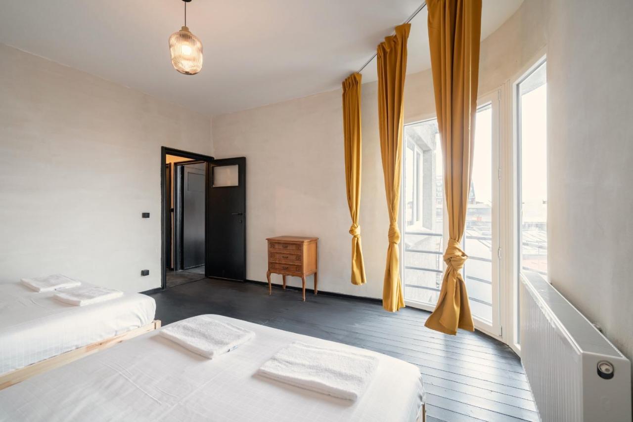 Two-Bedroom Apartments In The Heart Of Antwerpen Bagian luar foto