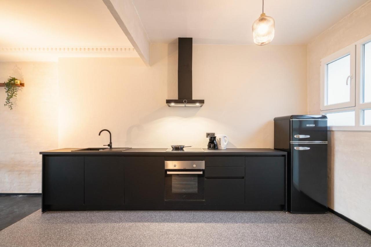 Two-Bedroom Apartments In The Heart Of Antwerpen Bagian luar foto