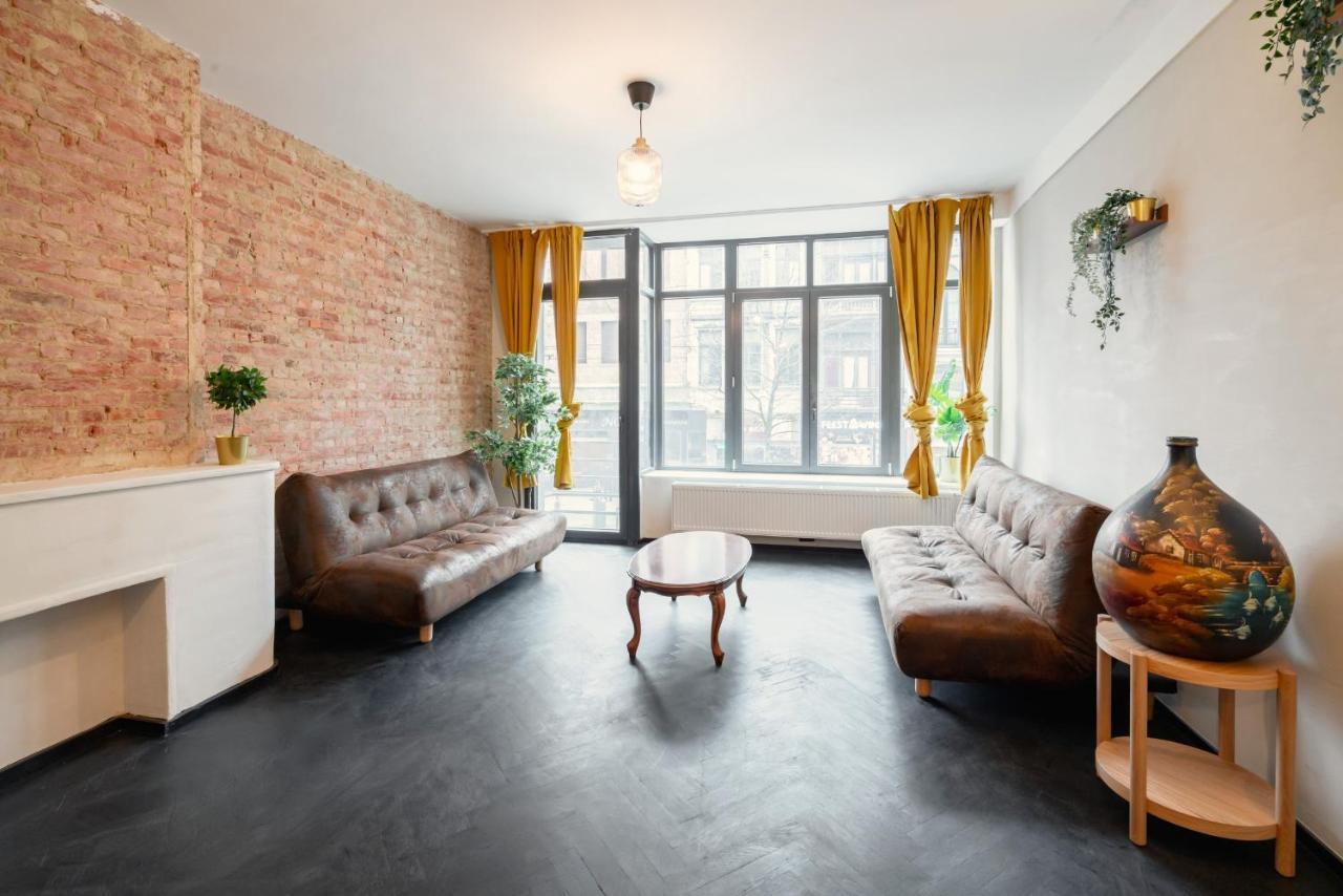 Two-Bedroom Apartments In The Heart Of Antwerpen Bagian luar foto