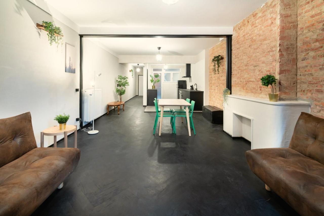 Two-Bedroom Apartments In The Heart Of Antwerpen Bagian luar foto